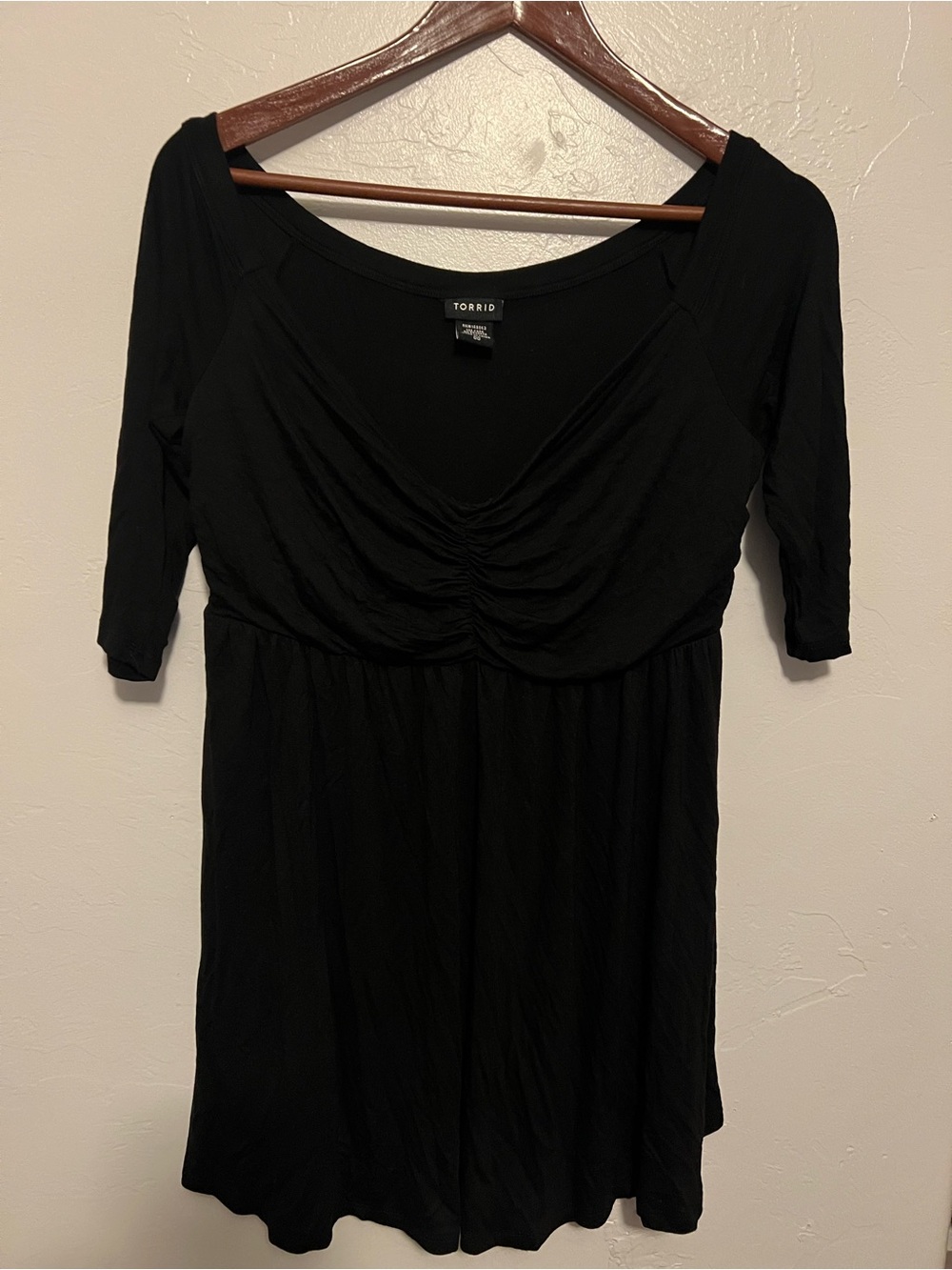 torrid Black Ruched Empire-Waist 3/4 Sleeve Dress/Blouse Torrid Size 00